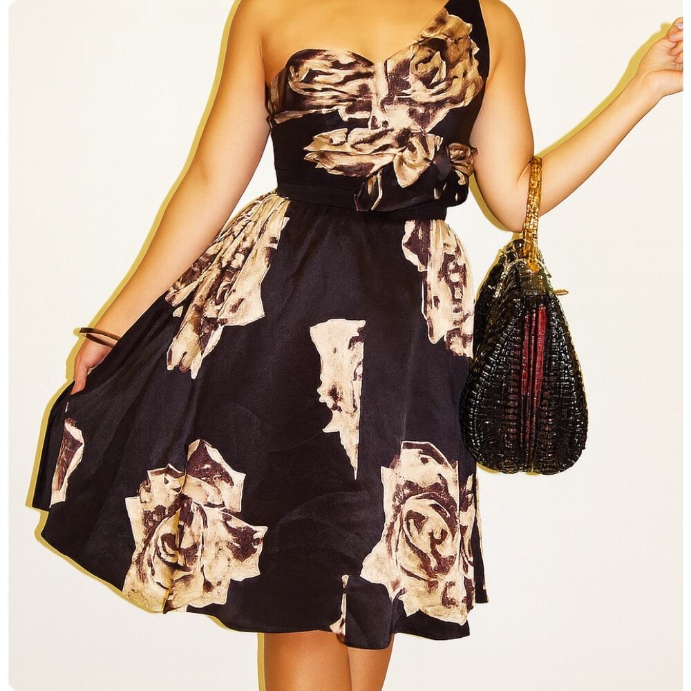 Betsey Johnson 100% Silk Floral Dress – Size 0